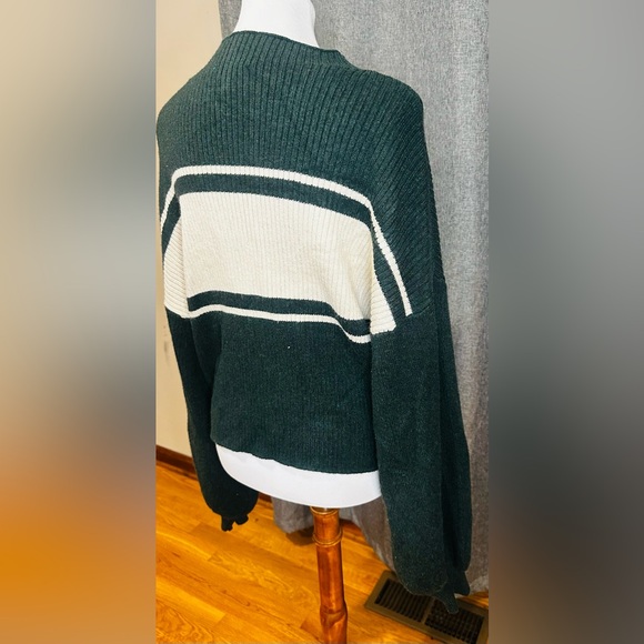 Gilli Dark Green and Cream Turtleneck Sweater Sz Medium - Picture 7 of 11